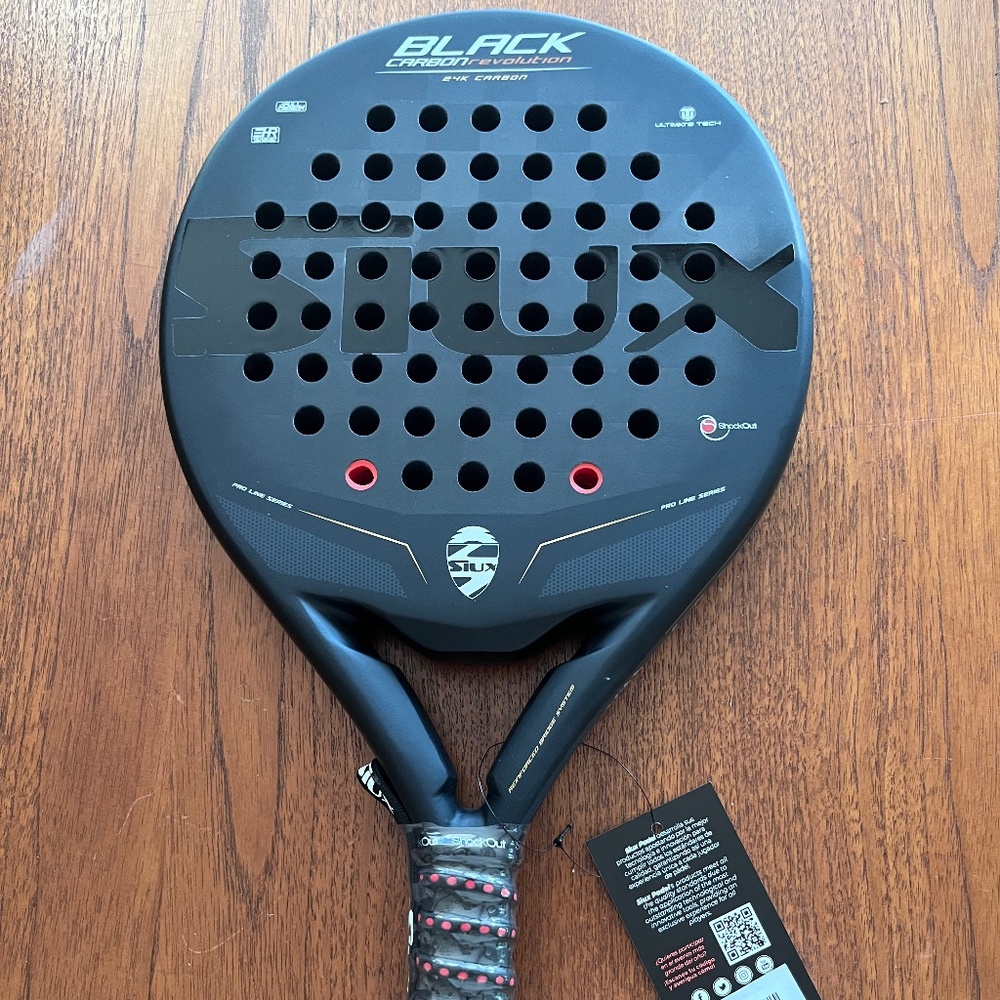 Siux Padel Racket Black Carbon revolution 24k carbon